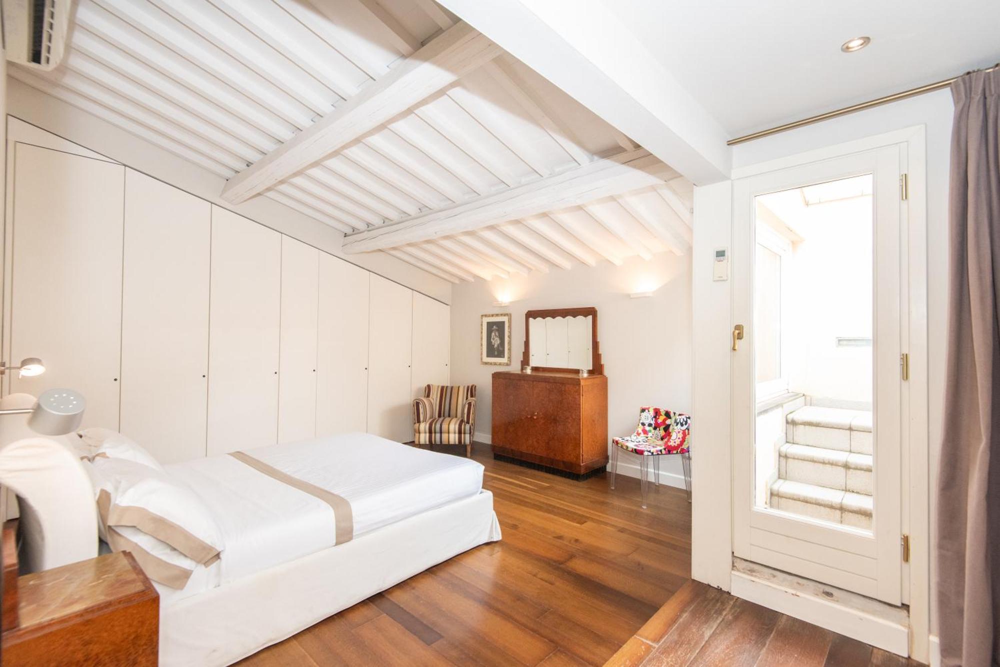 Apartmán Giambologna Attic By Firenze Prestige Exteriér fotografie