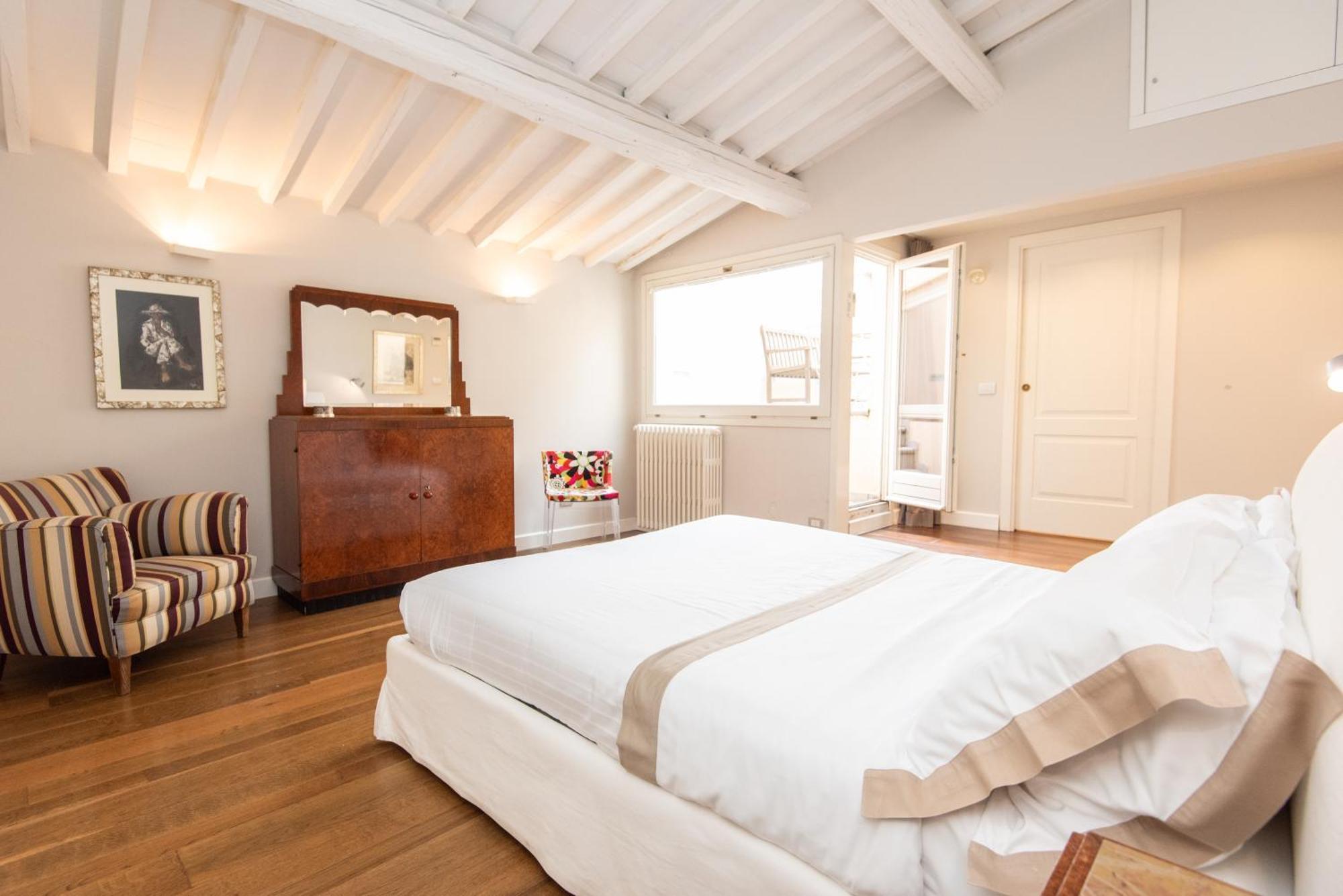 Apartmán Giambologna Attic By Firenze Prestige Exteriér fotografie