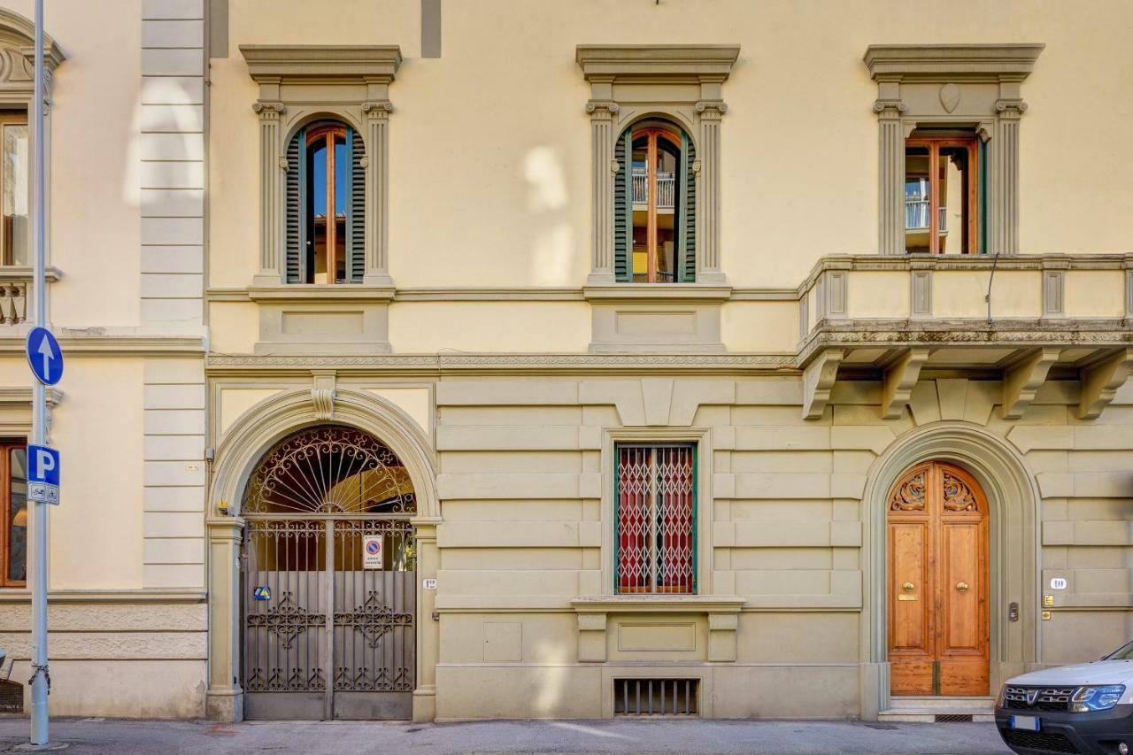 Apartmán Giambologna Attic By Firenze Prestige Exteriér fotografie